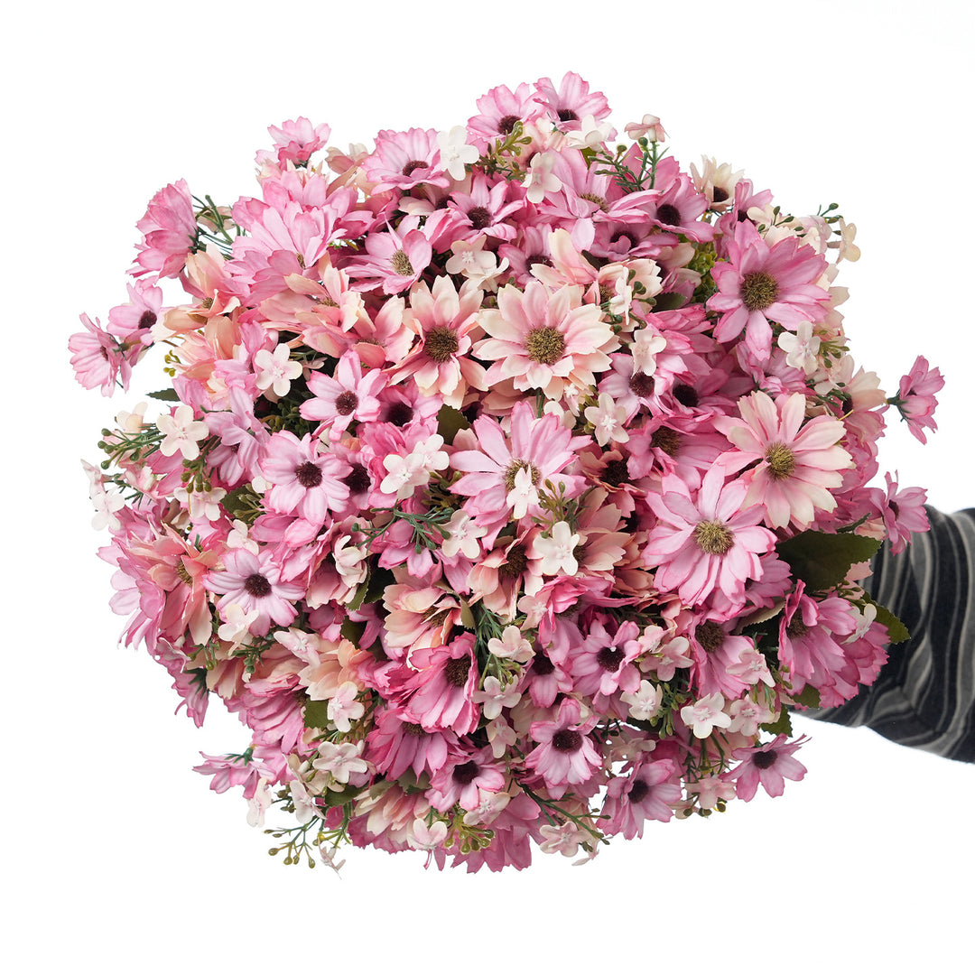Lifelike Daisy Flower Bouquet
