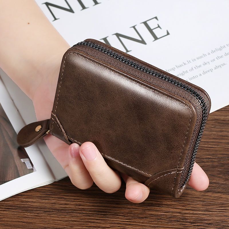 Premium Leather Zippered Wallet Stornfield
