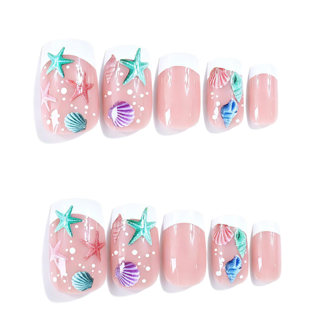 Creative Underwater-Themed Nail Art Stornfield