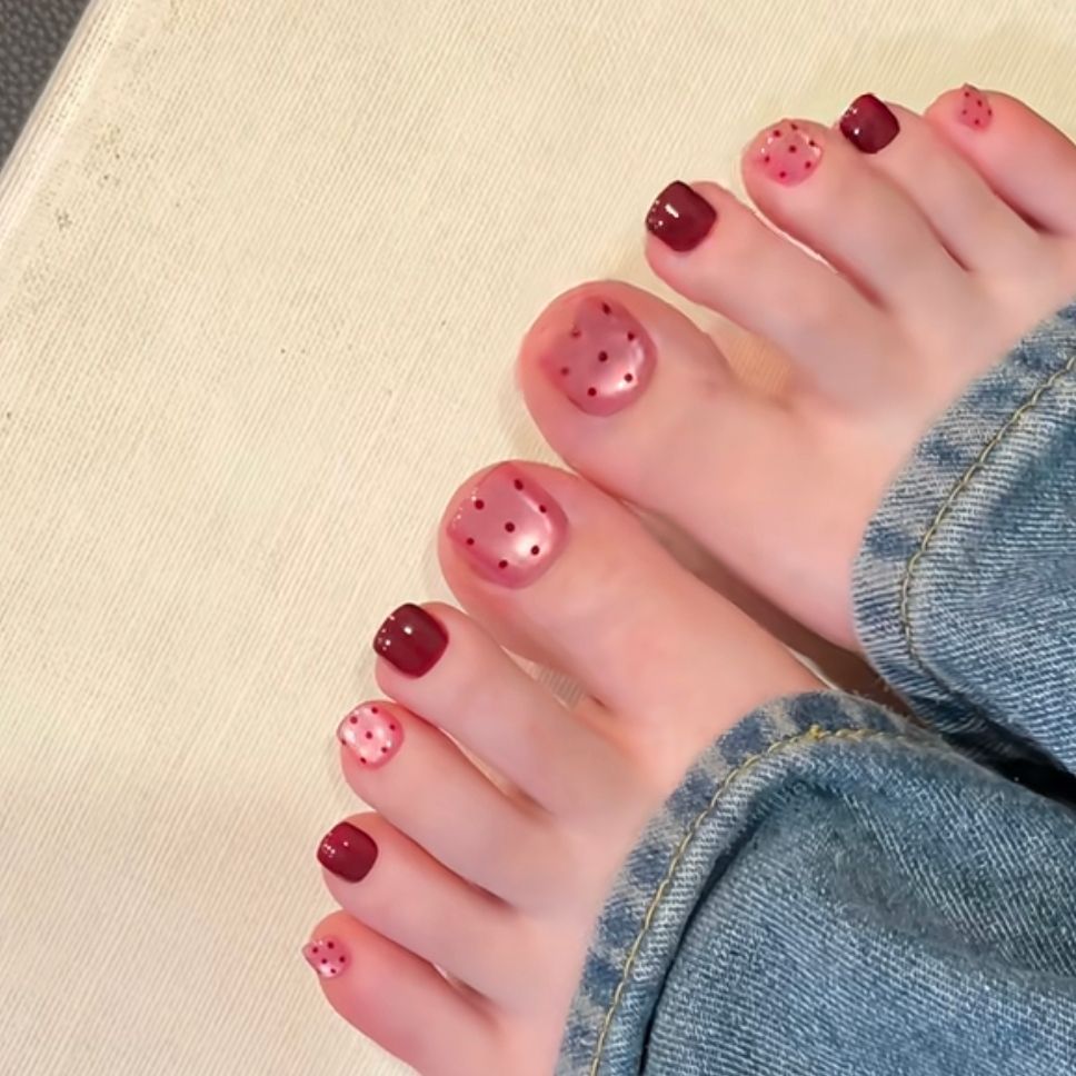 Decorative Nail Art Stornfield