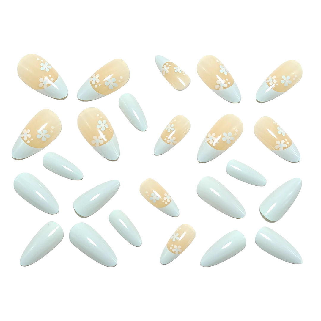 Artificial nails in elegant floral design Stornfield