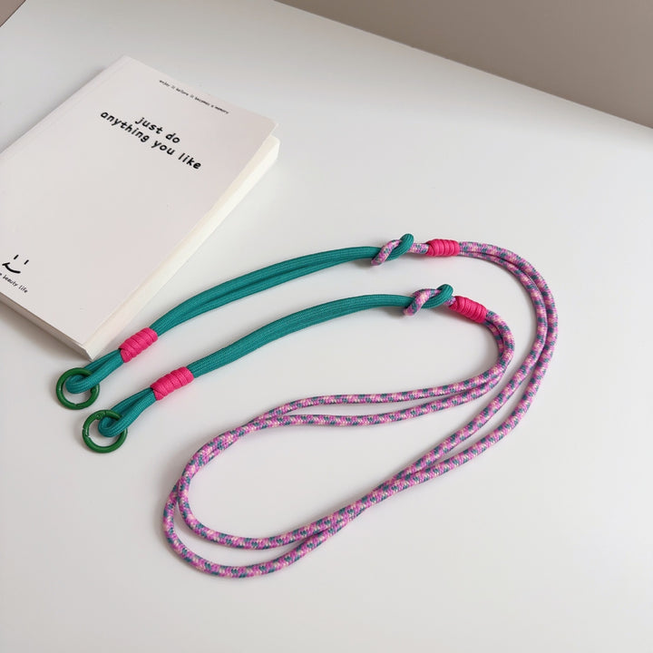 Versatile Pet Leash Connector Stornfield