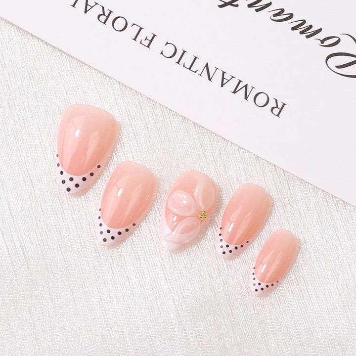 Stylish Press-On Nail Set Stornfield
