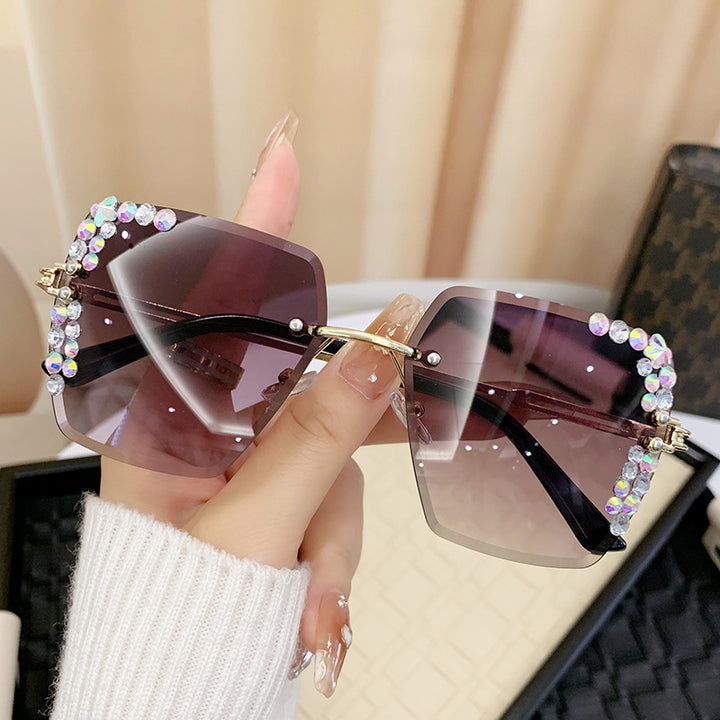 Ladies sunglasses with extravagant rhinestone frame Stornfield
