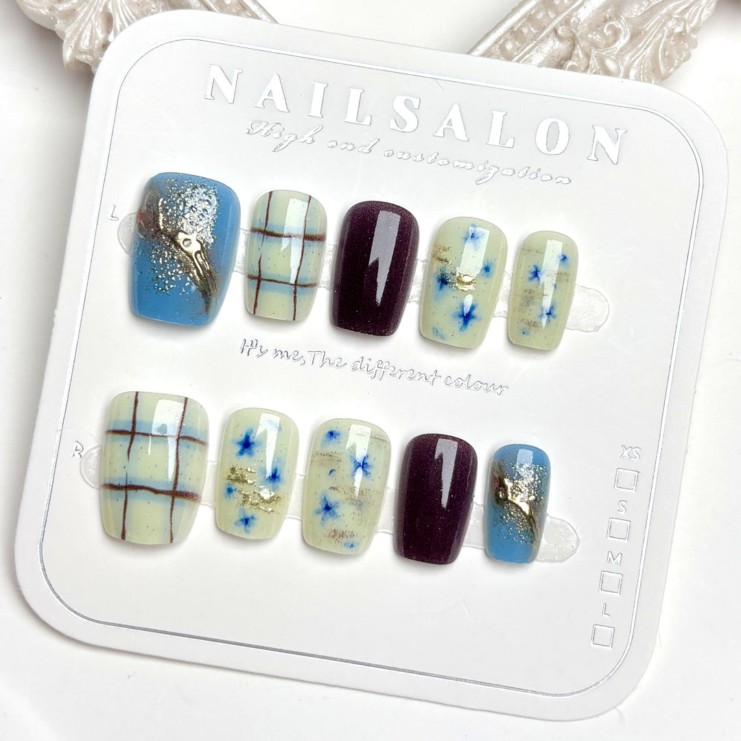 Elegant Artistic Nail Art Set
