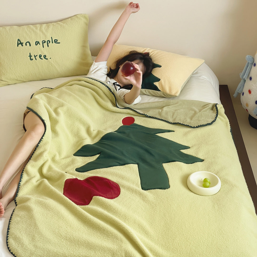 Cozy Animal-Themed Blanket Stornfield