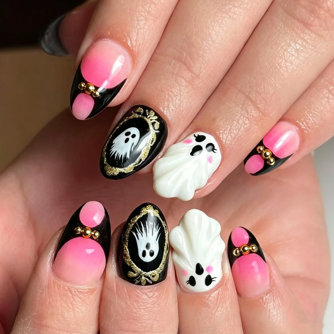 Halloween-Themed Ghostly Press-On Nail Set