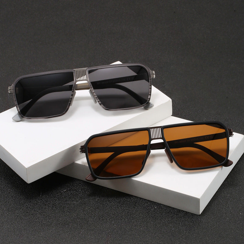 Women's fashionable sunglasses in a modern, square design Stornfield