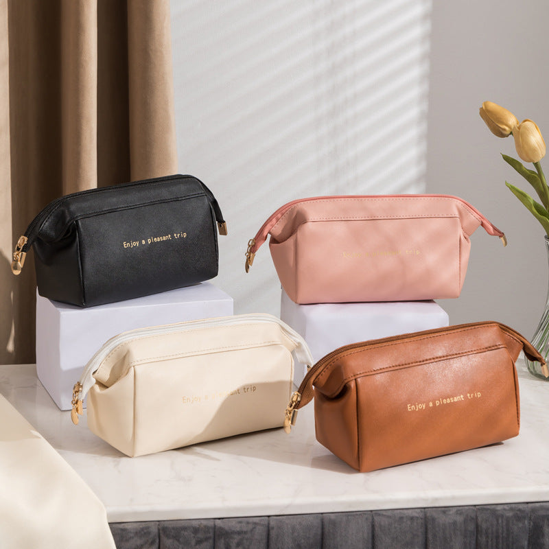 Travel-Friendly Makeup Pouch Stornfield