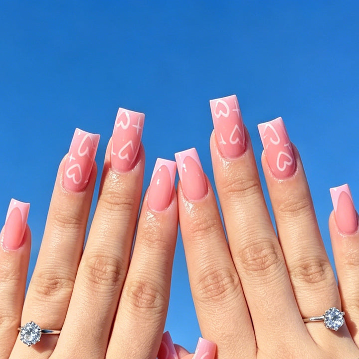 Romantic Heart-Pattern Nail Art Extensions Stornfield
