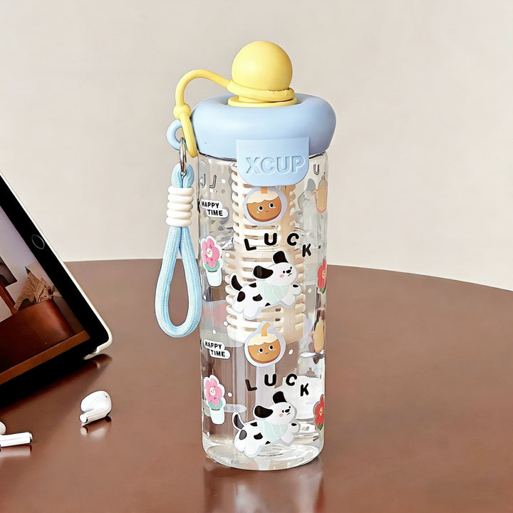 Women's playful water bottle with integrated fruit filter Stornfield