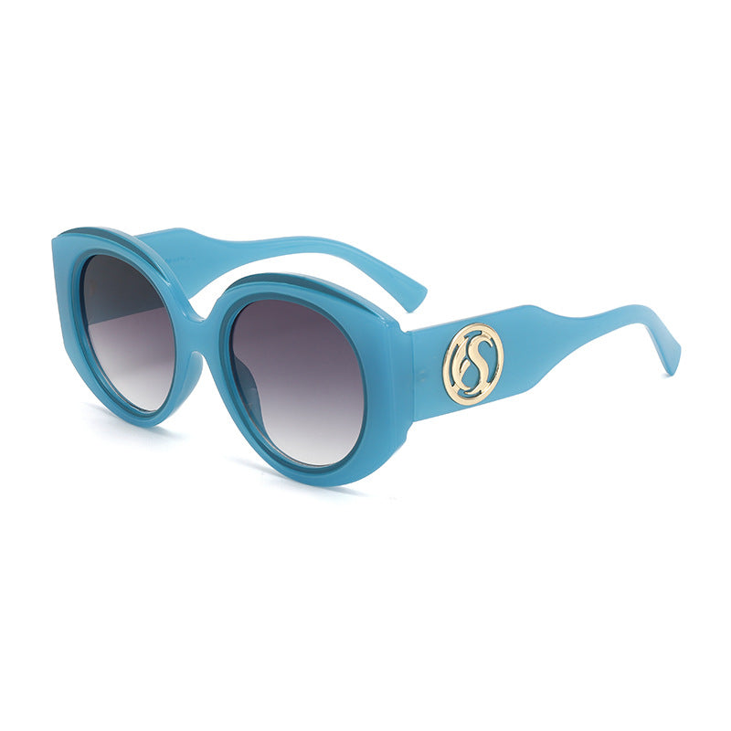 Women's modern sunglasses in striking oversized design Stornfield
