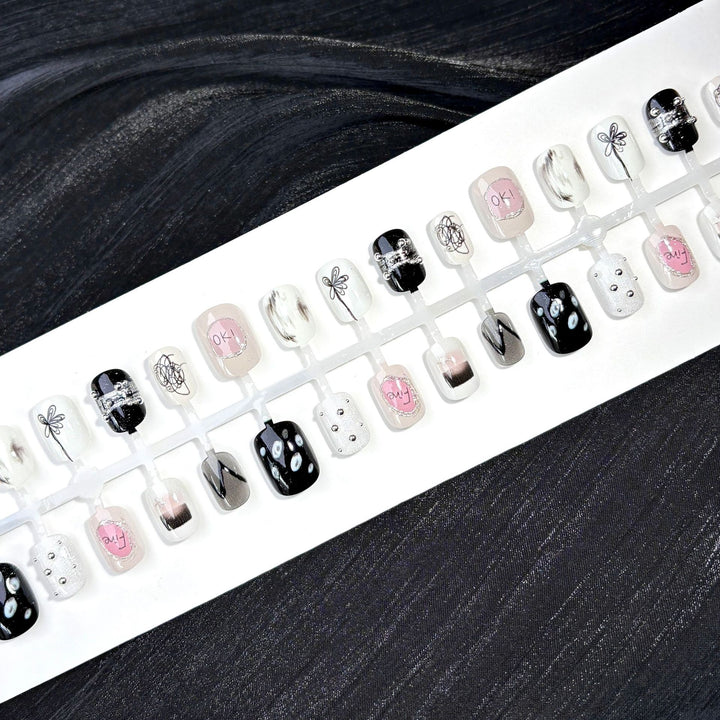 Elegant Polka Dot and Lace Press-On Nail Set