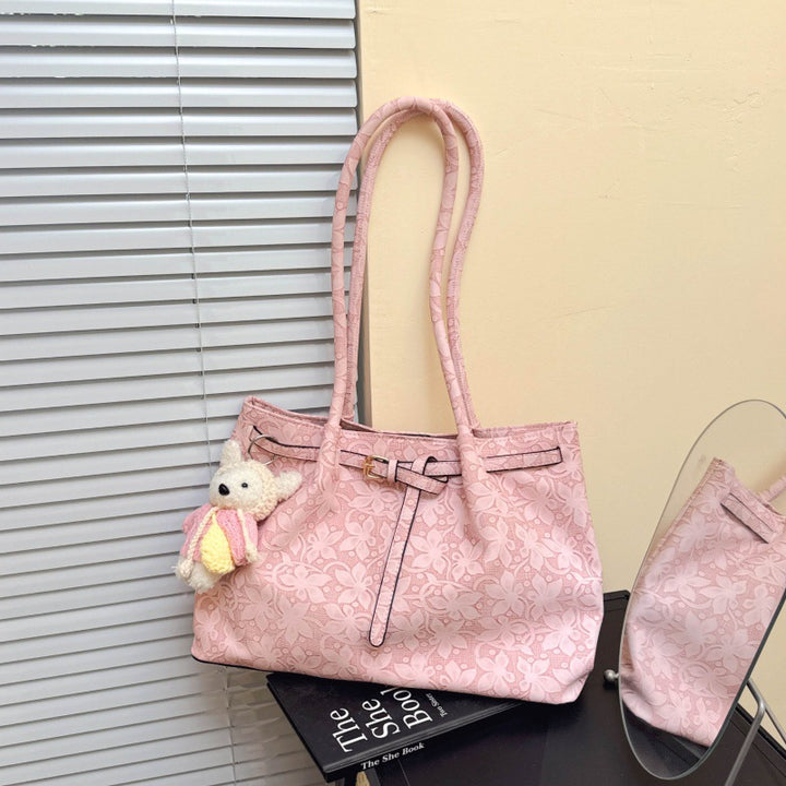 Elegant Floral Patterned Handbag