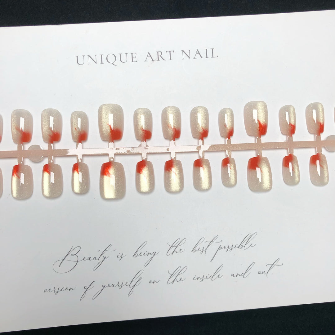 Glamorous Nail Art Press-On Collection