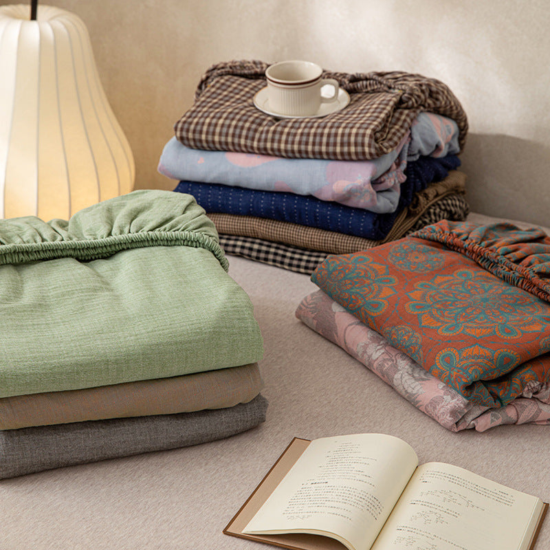 Deep-Pocket Micro Houndstooth Stretch Fitted Mattress Sheet with Strong Elastic