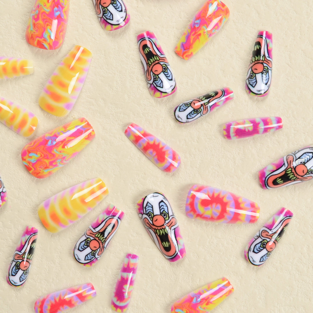 Creative Nail Art Set with Clown Motif Stornfield