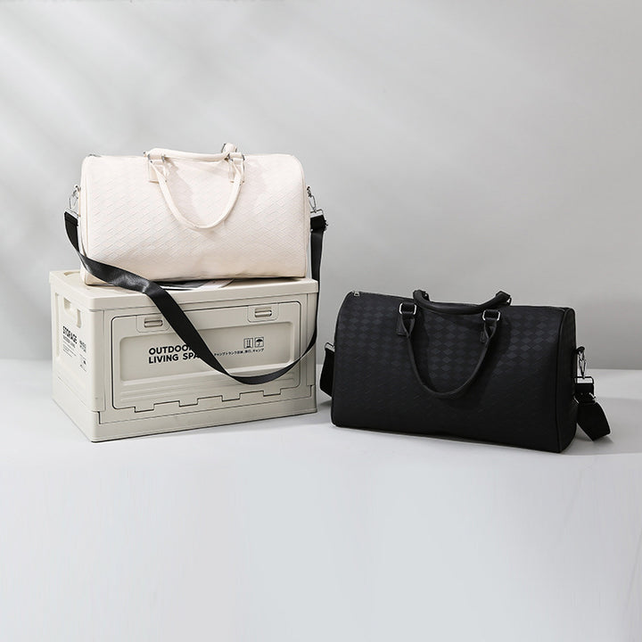 Sporty shoulder bag with structured outer material Stornfield