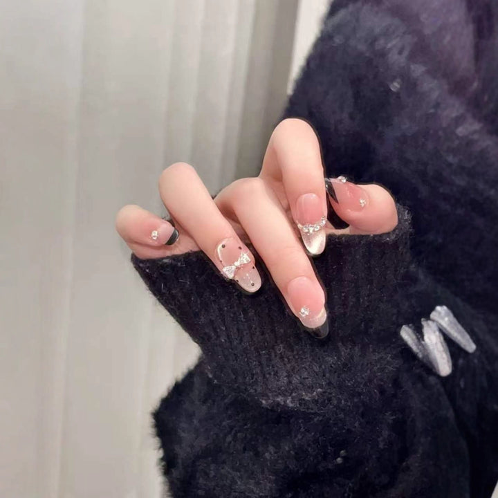 Glamorous Press-On Nail Art Stornfield