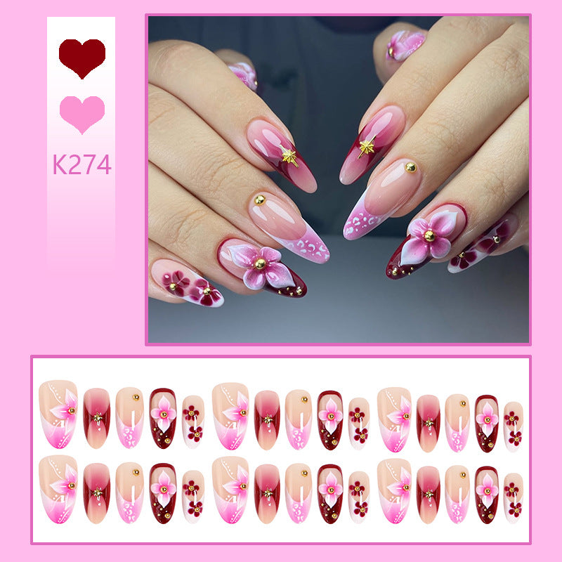 Artificial nails with floral designs and elegant details Stornfield