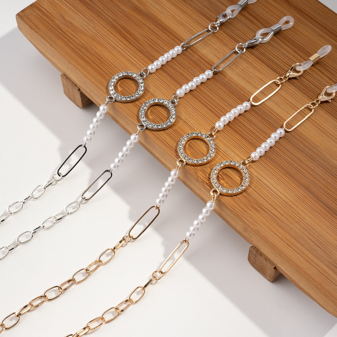 Glamorous Pearl-Embellished Eyewear Chain Stornfield