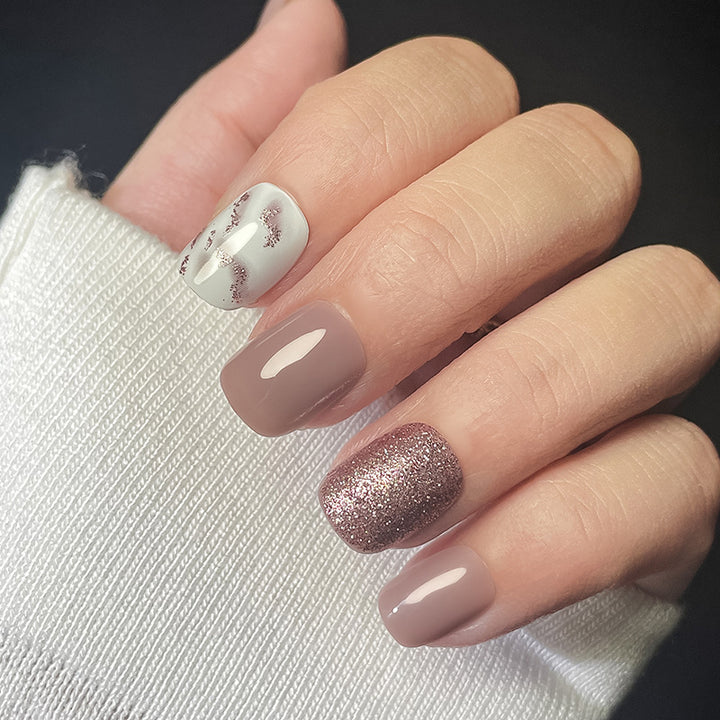 Festive Themed Decorative Press-On Nails