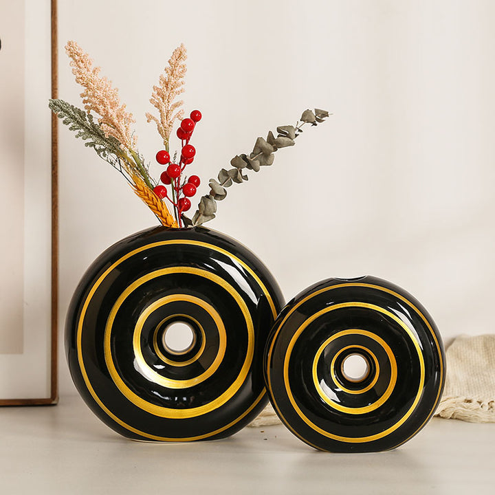 Modern and stylish ceramic vase Stornfield