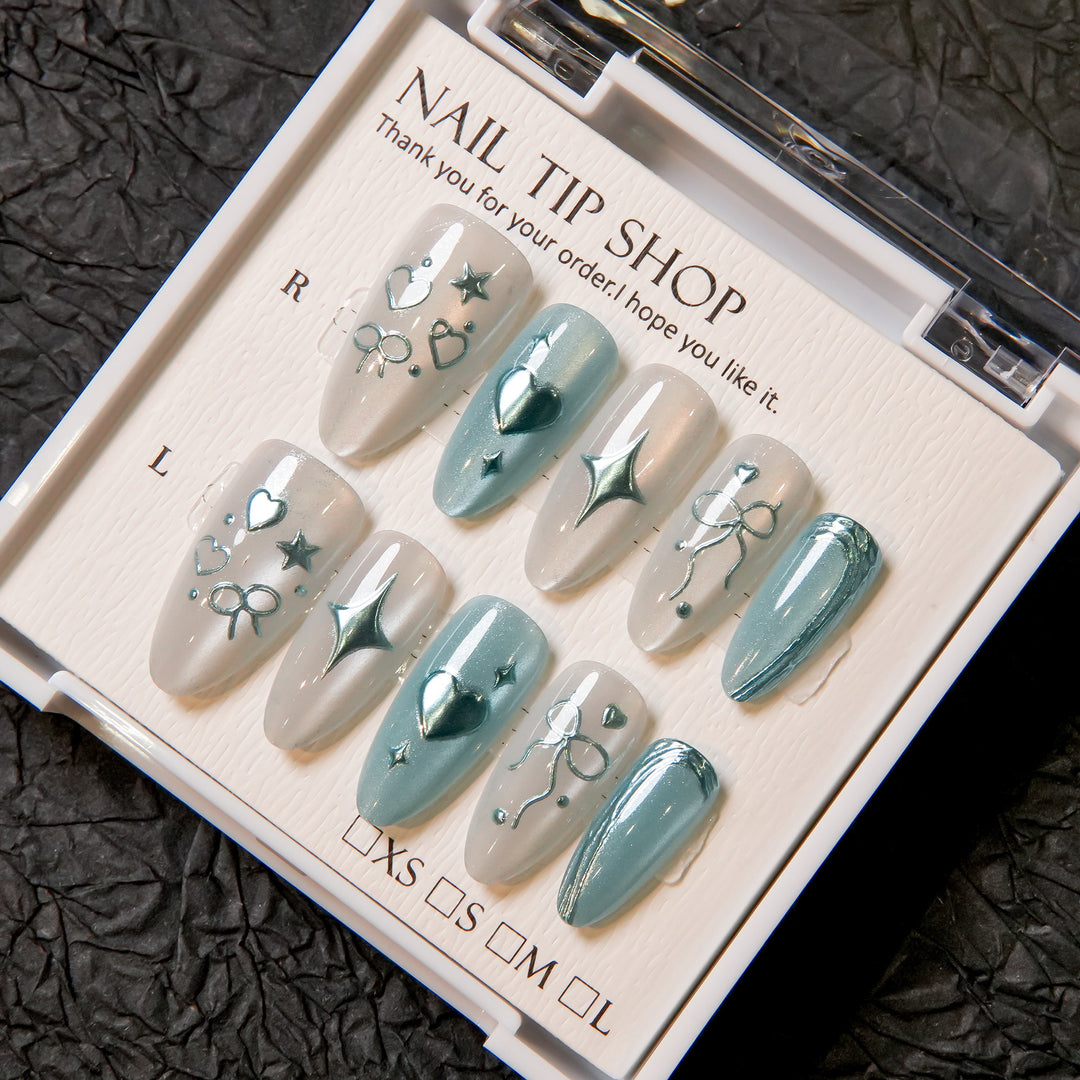 Artistic Nail Art Tips