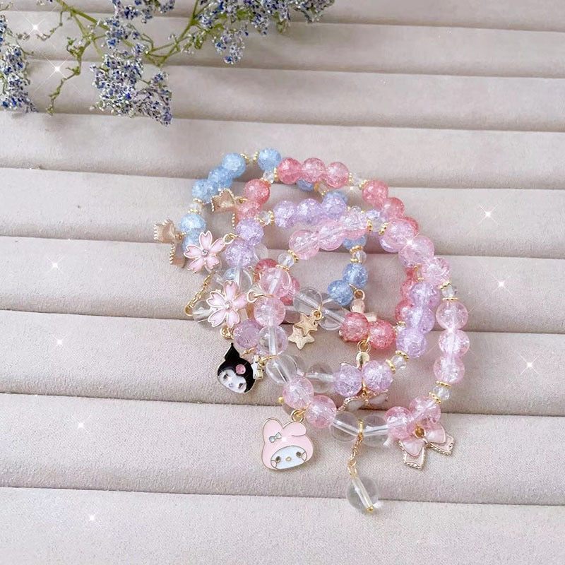 Elegant bracelet with animal and glitter pendants Stornfield