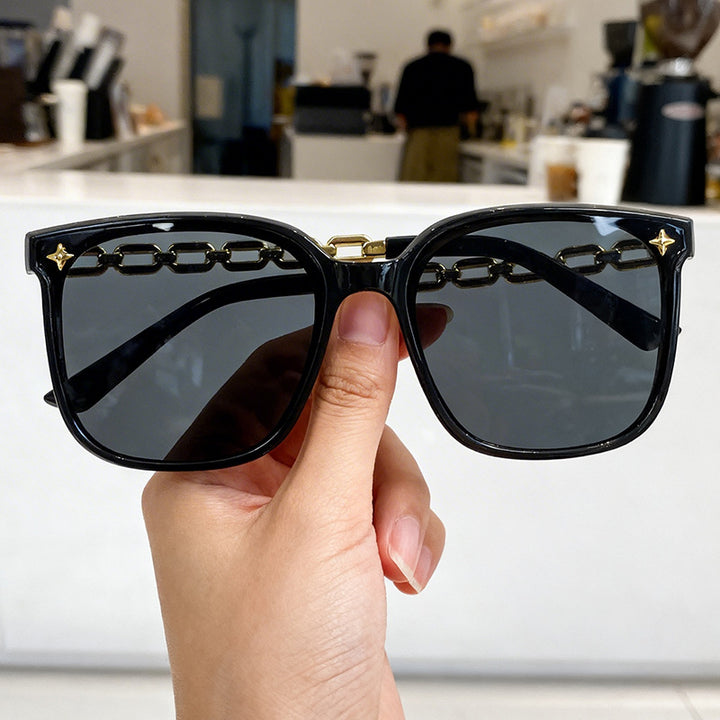 Stylish Oversized Frame Sunglasses Stornfield