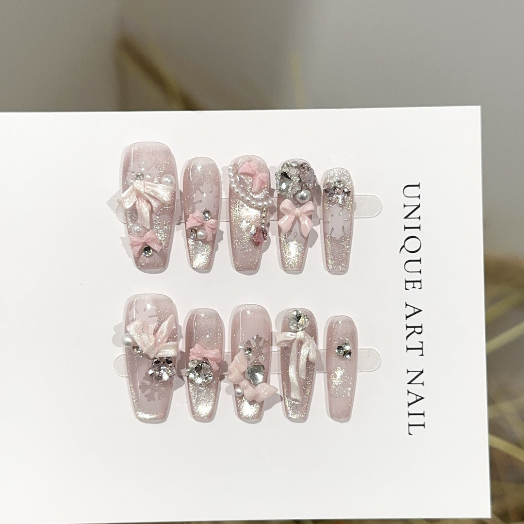 Decorative Press-On Nail Set with Floral Accents