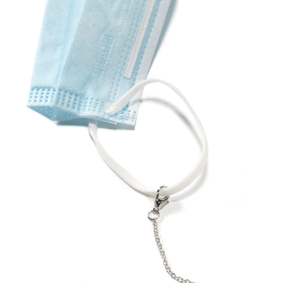 Elegant Pearl-Embellished Chain Stornfield