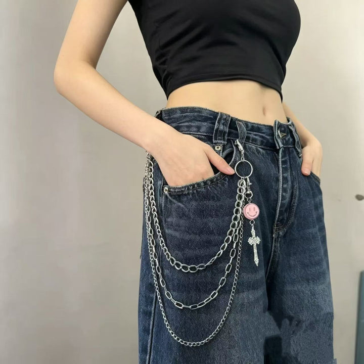 Fashionable chain belt with charm pendants Stornfield