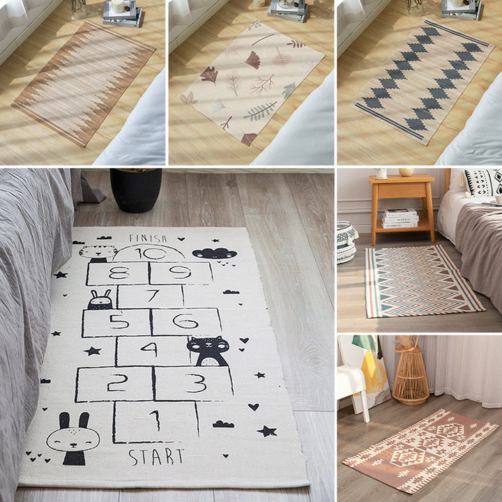 Flat-woven decorative living room rug with geometric ethnic medallion Stornfield