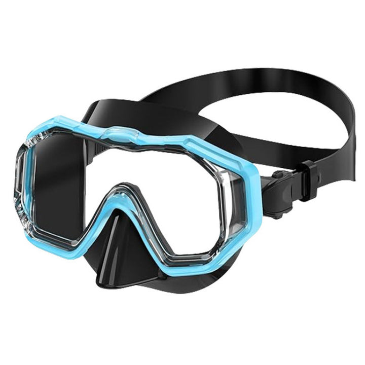Diving mask with special field of vision and anti-fog technology Stornfield
