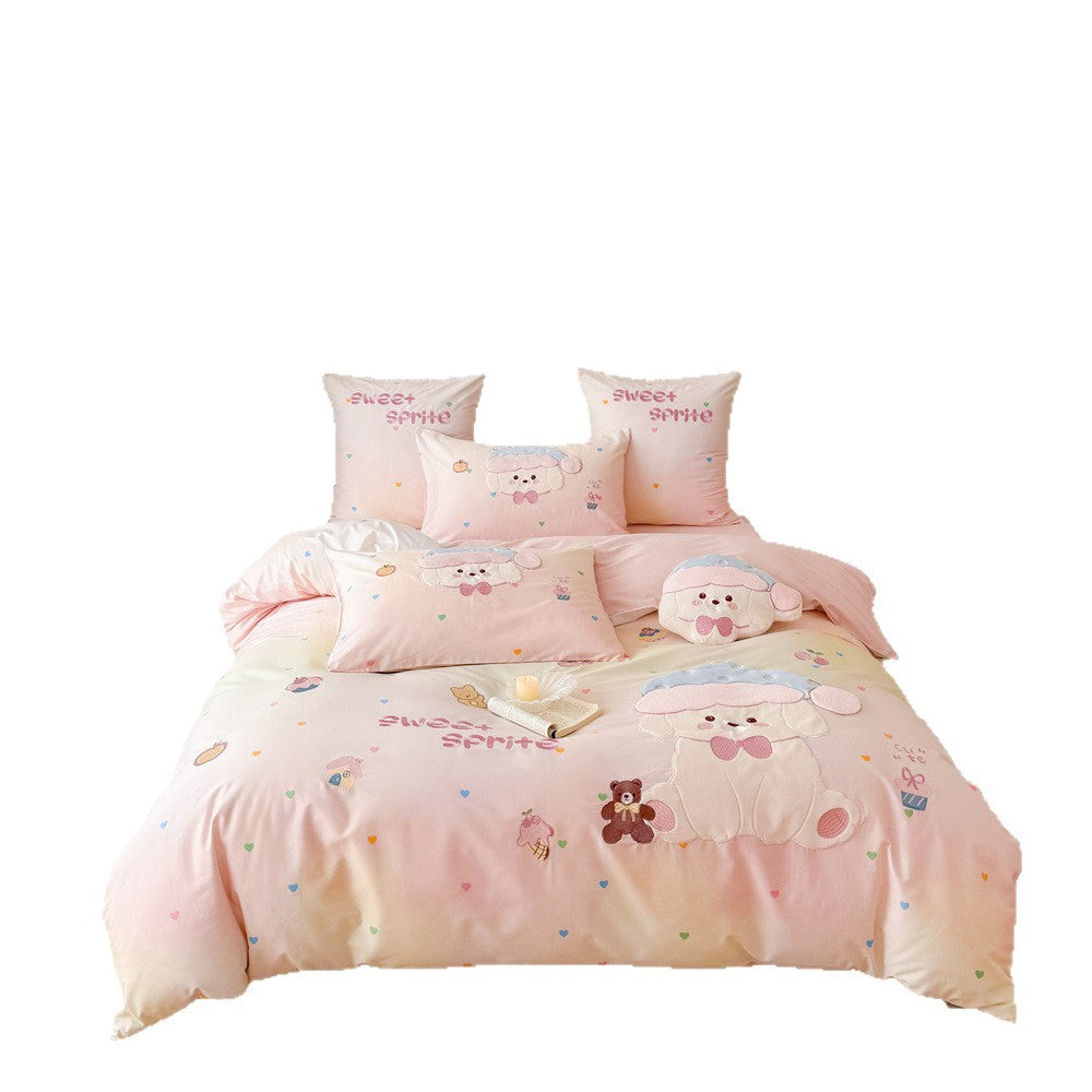 Children's bedding set with appliquéd sheep and teddy details