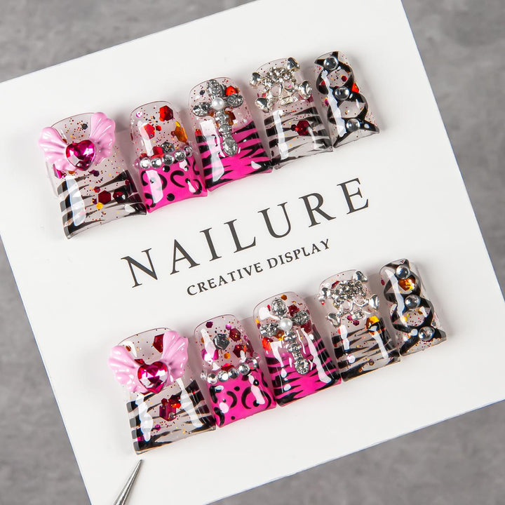 Artistic Press-On Nail Design Kit