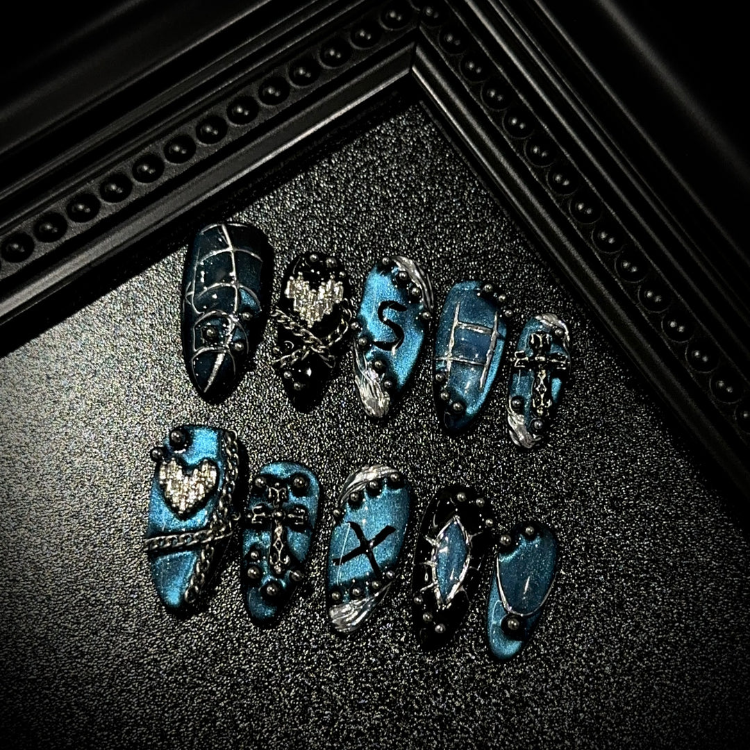 Artistic Themed Press-On Nail Collection