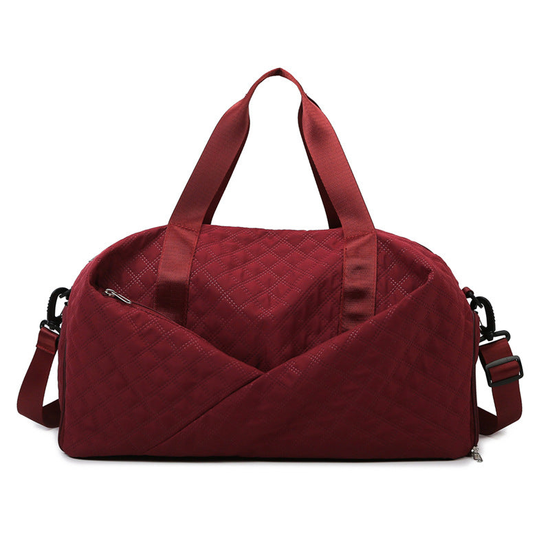 Sporty travel bag with elegant quilted pattern Stornfield