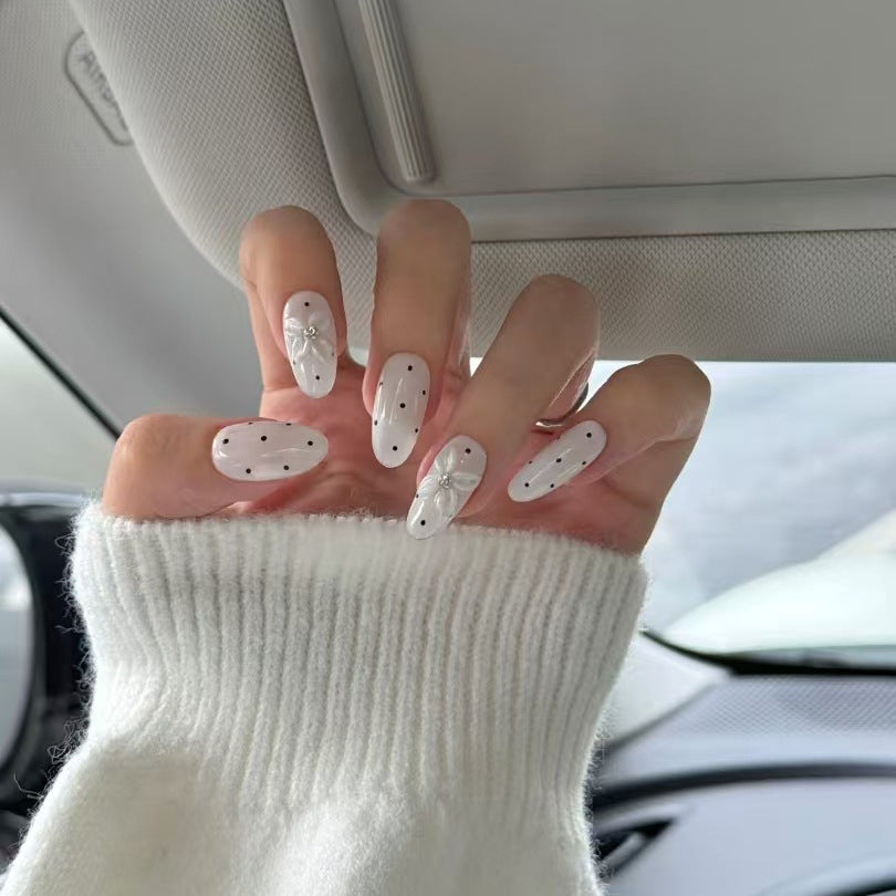 Decorative Press-On Nail Art Set with Unique 3D Elements