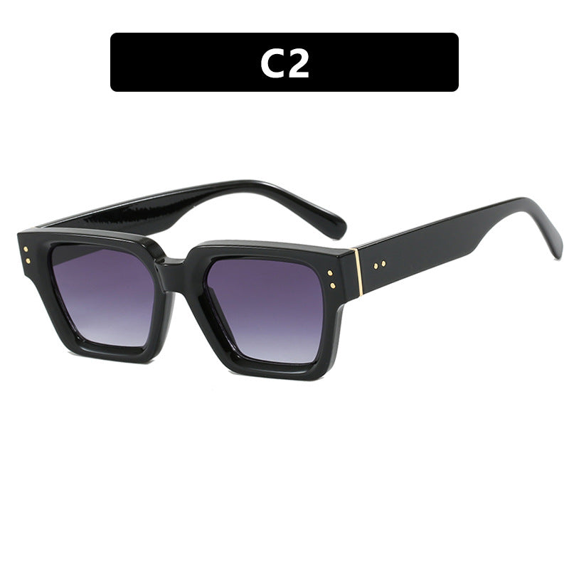 Women's trendy sunglasses in elegant oversized design Stornfield