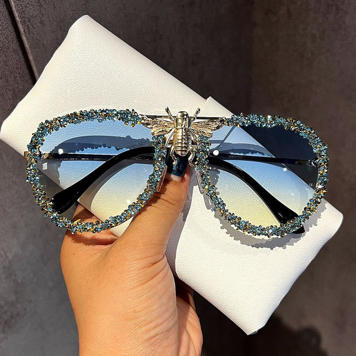 Women Glamorous Oversized Sunglasses with Unique Decorative Frame Stornfield