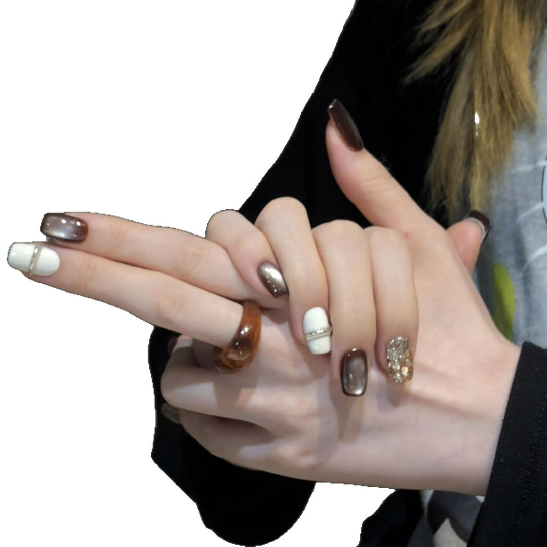 Artificial nails with elegant glitter pattern Stornfield
