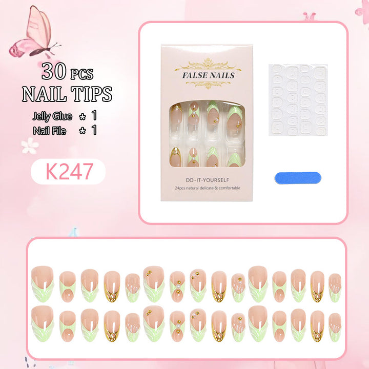 Nail Art Set with Floral and Golden Accents Stornfield