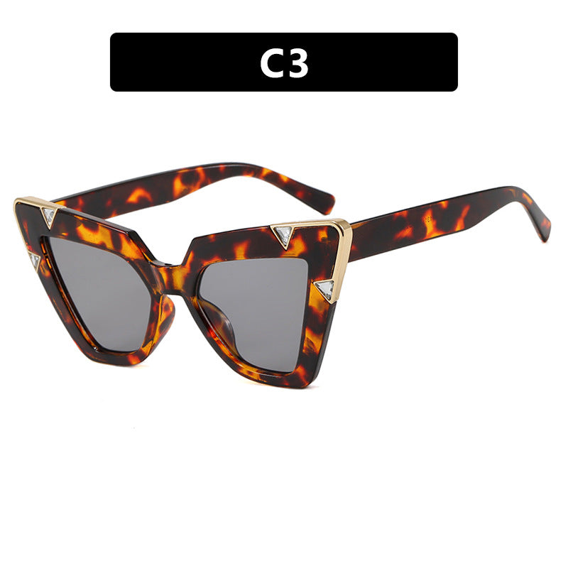 Women's Cat-Eye Sunglasses with Luxurious Design and Protective UV Filter Stornfield