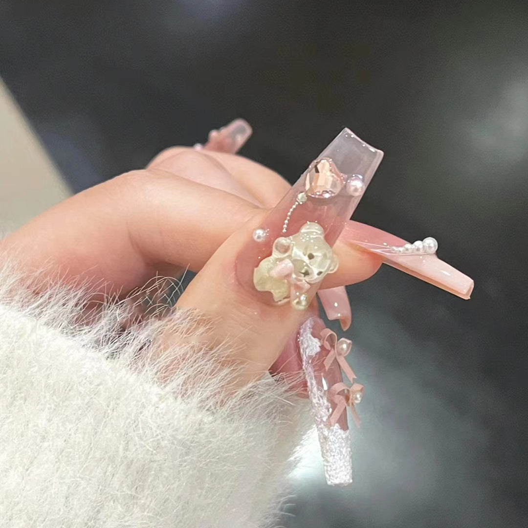 Artisan Floral Embellished Press-On Nail Set Stornfield