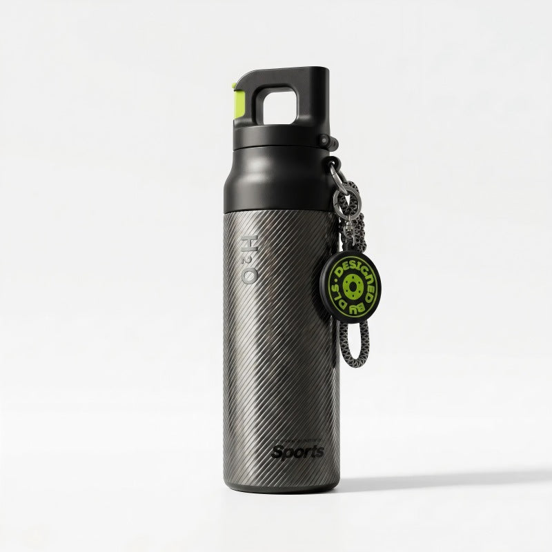 Ladies sporty water bottle with innovative closure Stornfield