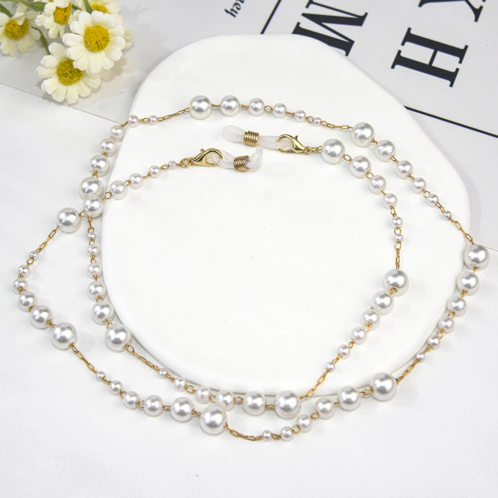Elegant Pearl Beaded Eyewear Chain Stornfield