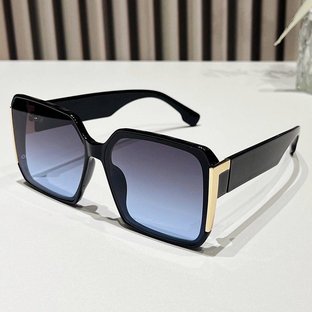 Women's fashionable sunglasses with elegant accents Stornfield