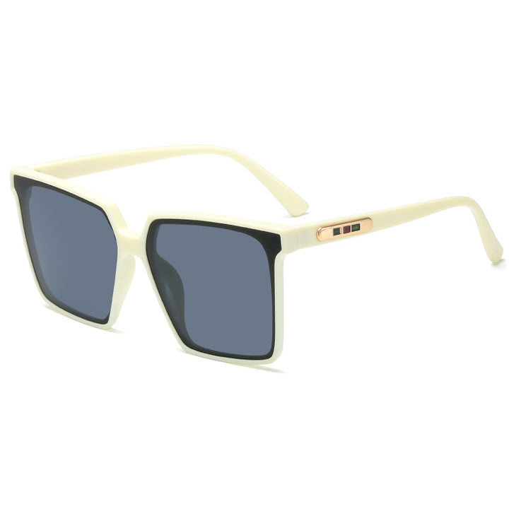 Women's Fashion Oversized Sunglasses with Luxurious Design Stornfield
